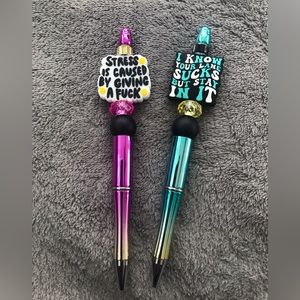 Sassy saying pens